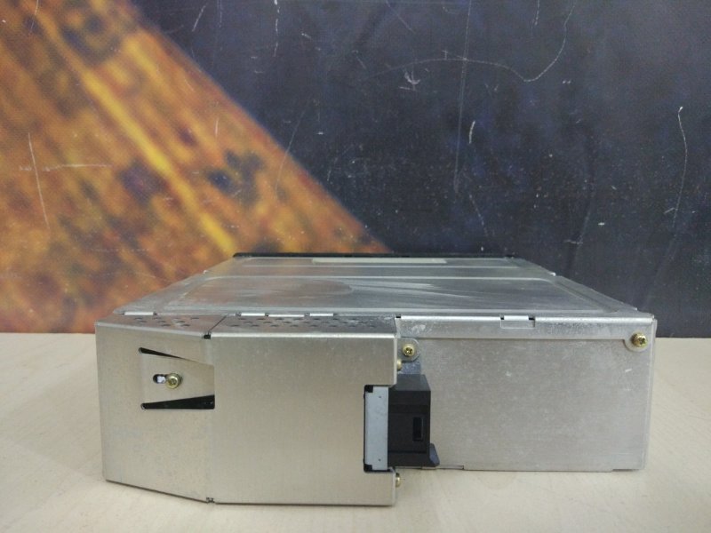 CD-чейнджер 525i 2003 E60 M54