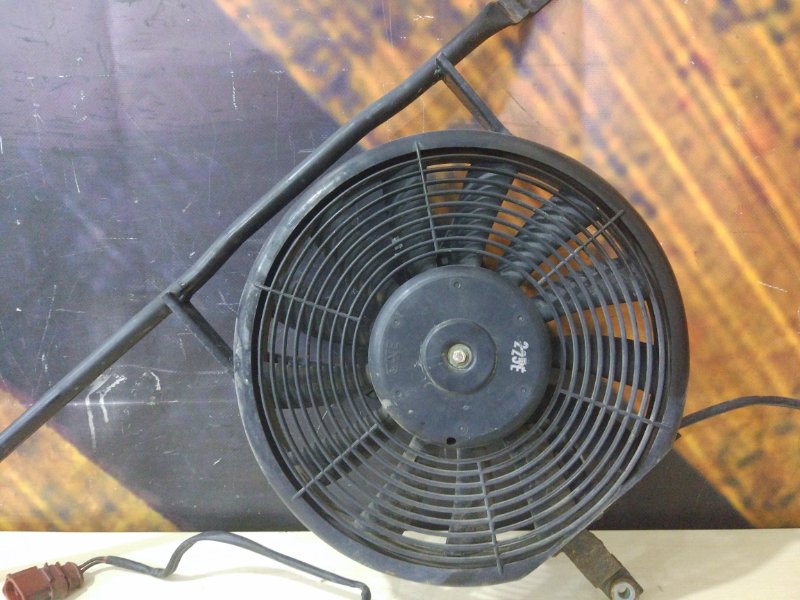 Вентилятор радиатора AUDI Allroad C5 BES