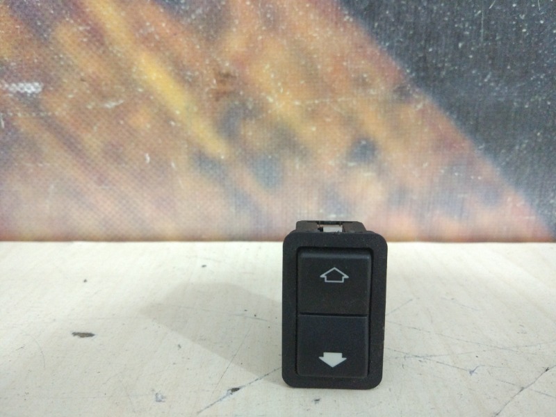 Кнопка стеклоподъемника BMW 528i 1999 E39 M52TU 8368974 контрактная