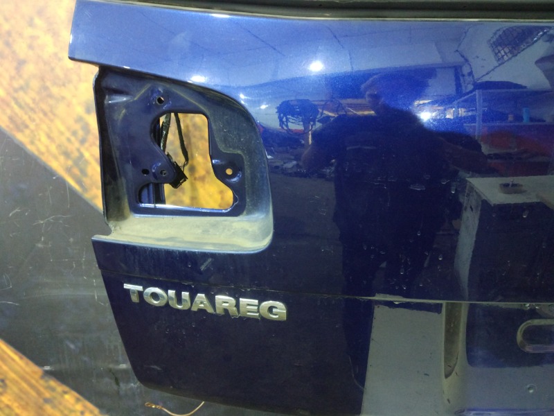 Крышка багажника Touareg 2004 7L AXQ/4