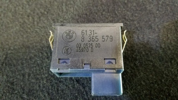 Кнопка открывания багажника 318i 1999 E46 M43