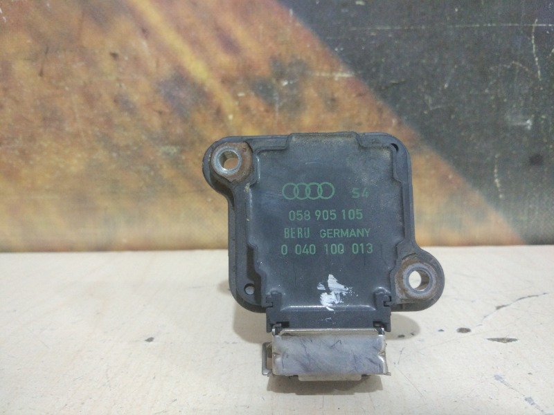 Катушка зажигания AUDI Allroad 2000 C5 ARE 058905105 контрактная