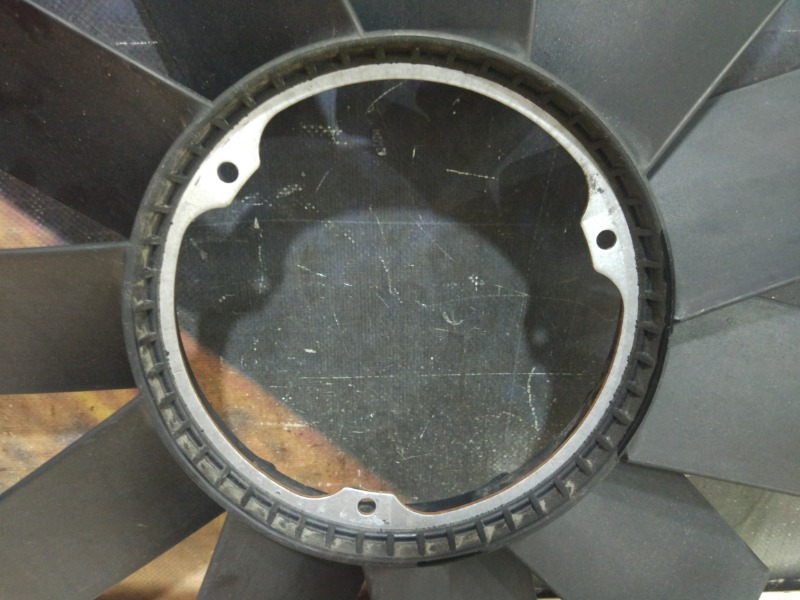 Вентилятор радиатора 525i 1998 E39 M52