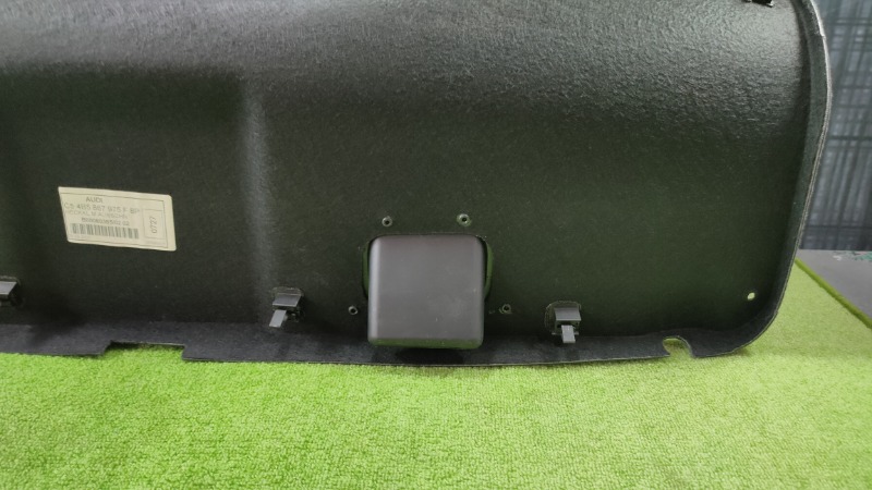 Обшивка крышки багажника A6 2003 C5 ASN