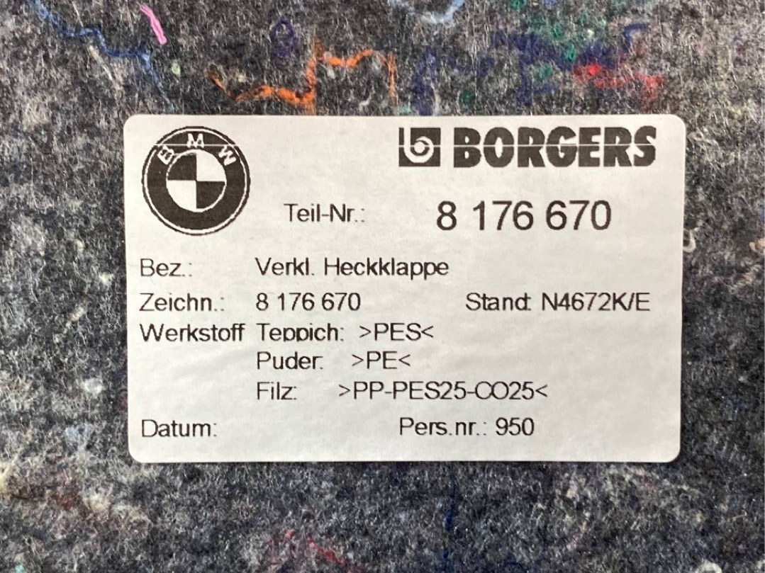 Обшивка крышки багажника 330Xi 2003 E46 M54