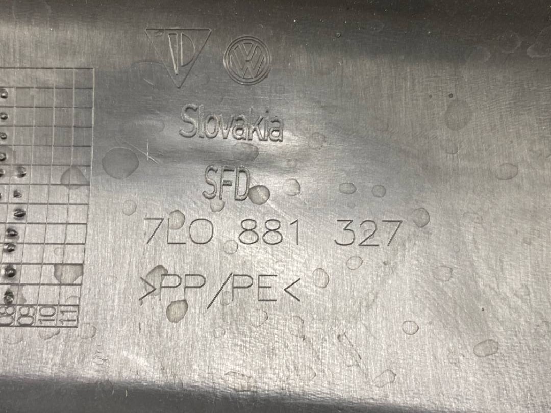 Обшивка салона Q7 2008 4L BAR