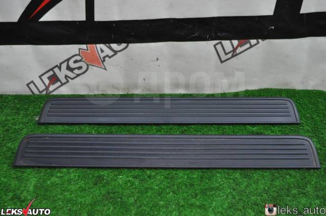Накладки на пороги (парой) Honda Accord 2006 CL9 K24A2 84251SEA003ZA контрактная