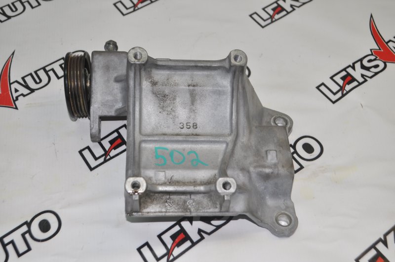 Крепление генератора Toyota Altezza 2000 GXE10 1GFE 16371-70060 контрактная