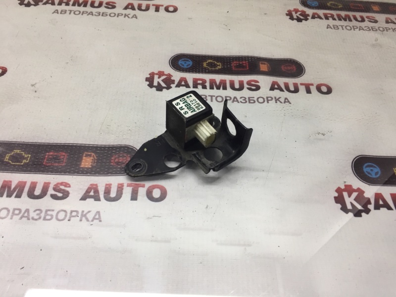 Датчик airbag передний правый Toyota Allion AZT240 1AZFSE 89173-69065 контрактная