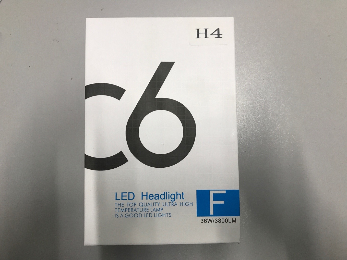LED лампы H4 новая