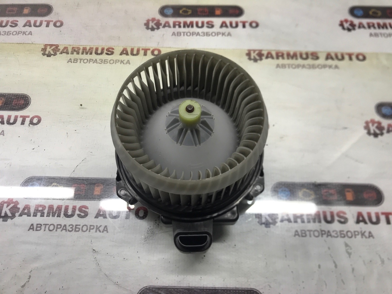 Мотор печки Toyota Mark X Zio ANA10 2AZFE 87103-72010 контрактная