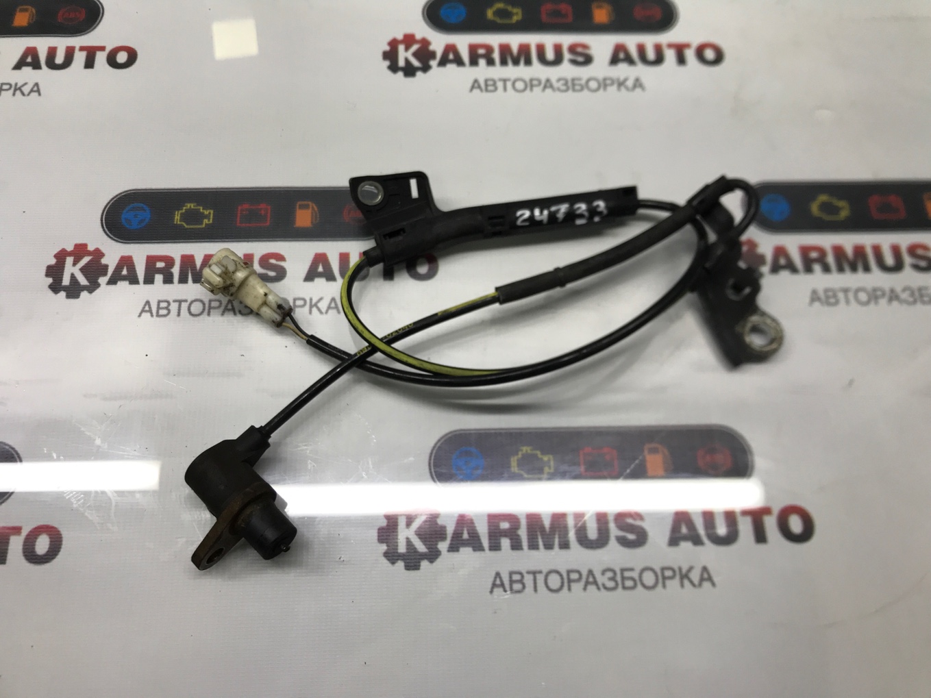 Датчик ABS передний правый Toyota Avensis AZT251W 2AZFSE 89542-02040 контрактная