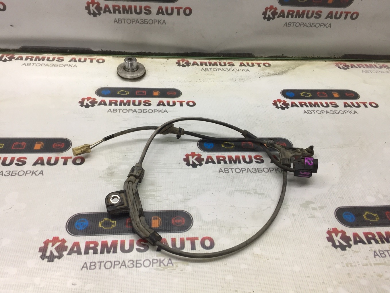 Провод датчика ABS задний левый Toyota Caldina AZT241 1AZFSE 89516-21030 контрактная