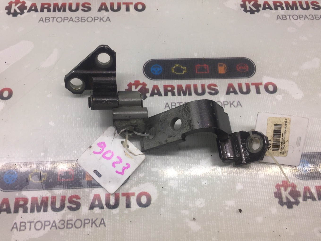 Петля двери задняя левая Lexus LS460L USF46 1URFSE 68780-30150 контрактная