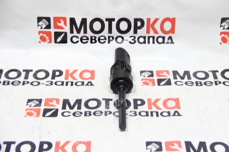 Рулевой карданчик Toyota Vitz / Yaris CP90 / 4520952040 4520952040 новая