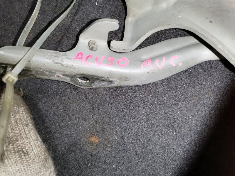 Петля капота TOYOTA CAMRY ACV30 2AZ-FE