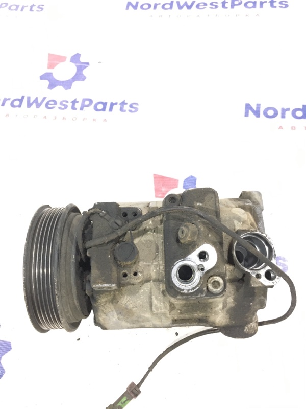 Компрессор системы кондиционирования Audi A6 1998 2.4 ARJ V6 8D0260805J Б/У