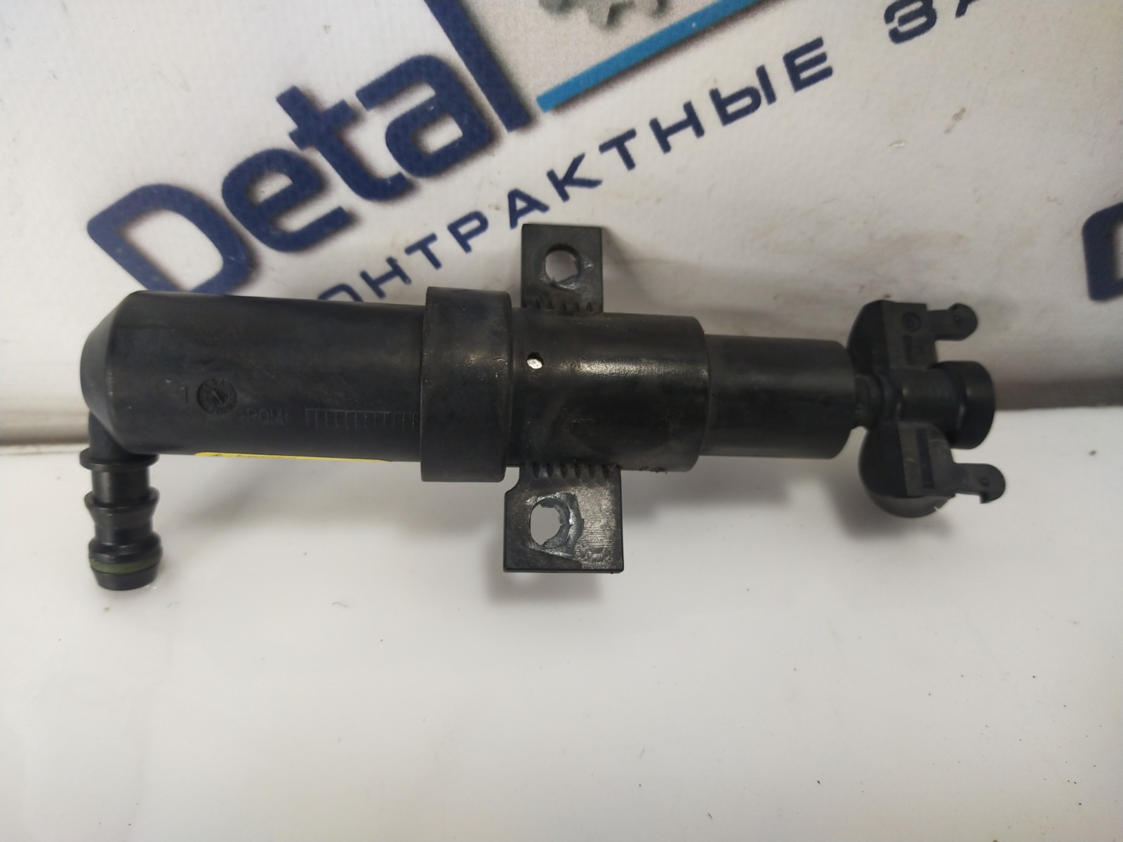 3c8955103b. Форсунка омывателя фары passat b6 drive2. Форсунка омывателя фар фольксваген пассат. Форсунка омывателя фары passat b6. Фольксваген пассат омыватель фар.