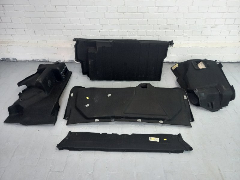 Обшивки багажника S320 W140