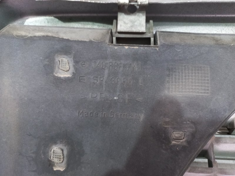 Решетка радиатора S320 W140 104.994