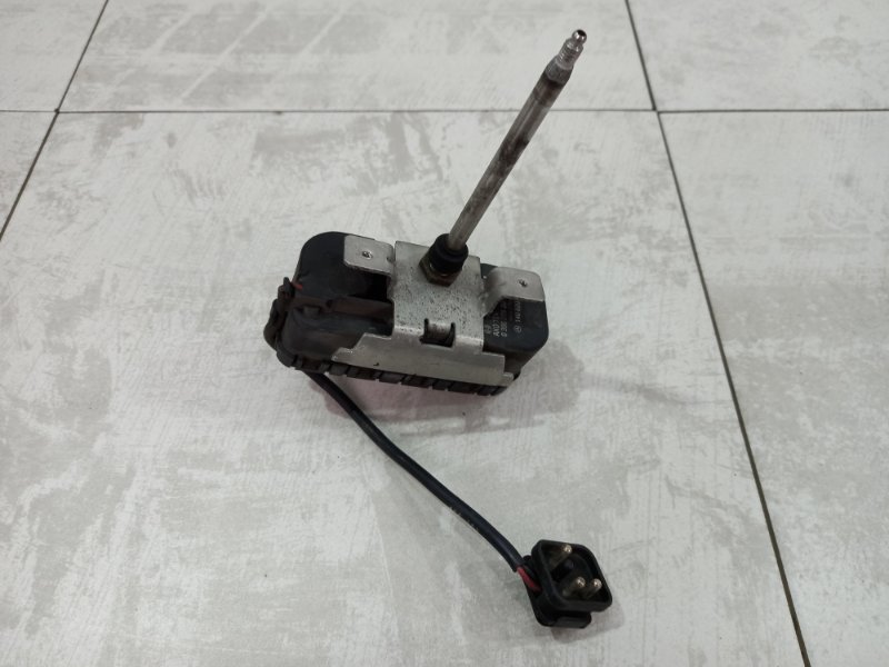 Моторчик омывателя фар левый S500 w140