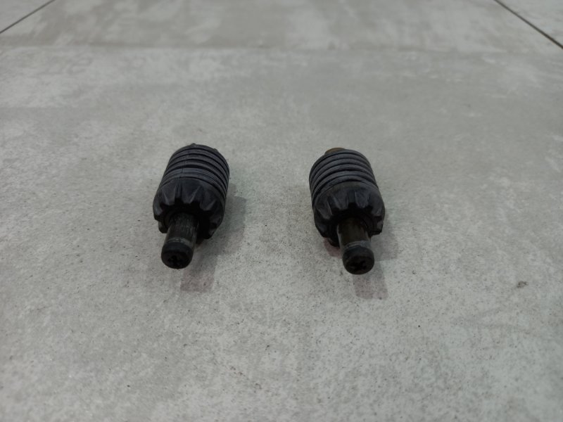 Отбойник крышки багажника BMW 540 1994 E34 M60B40 22227 контрактная