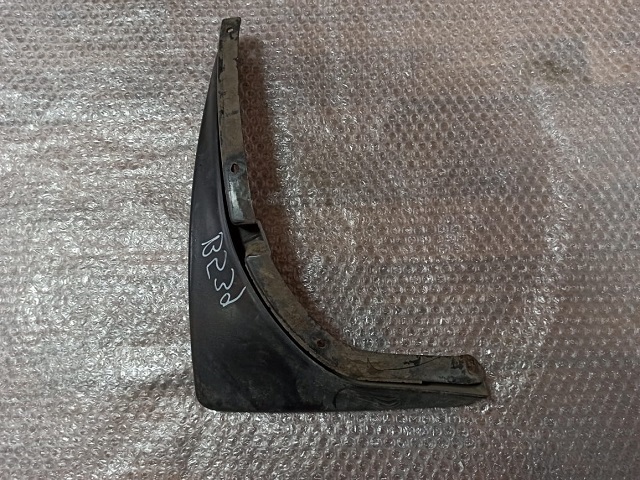 Запчасть брызговик SKODA OCTAVIA 2 A5 04-13 1Z0821821B41 Б/У Брызговик SKODA OCTAVIA 2 A5 04-13 1Z0821821B41 Б/У