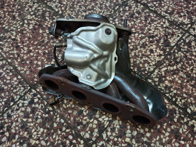 Коллектор выпускной NISSAN QASHQAI (J10) 2006-2014 140021KT0A Б/У