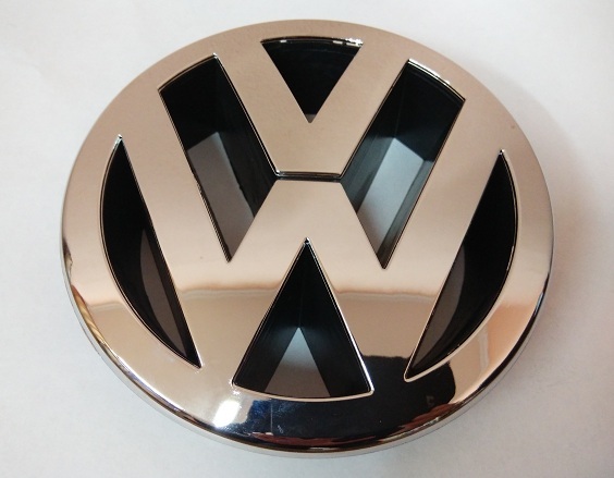 VW Touareg logo