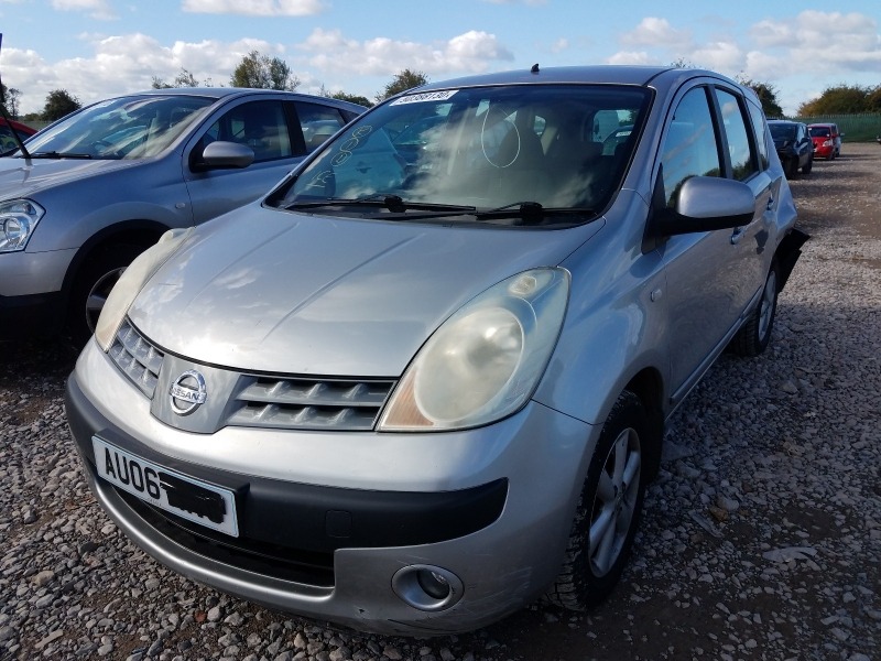 Nissan note 2006. Ниссан Нота 2006 купить Челябинск.