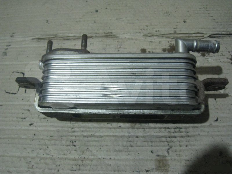 Радиатор масляный Mitsubishi Pajero ME190220 Б/У
