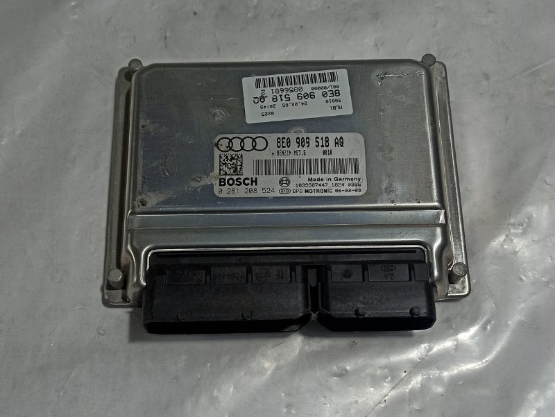 Блок управления ДВС ЭБУ Audi A4 B7 2005 - 2007 Седан 8E0909518AQ Б/У