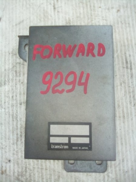 Блок управления Isuzu Forward 1996 FRR32H1 6HE1 1825051464 Б/У