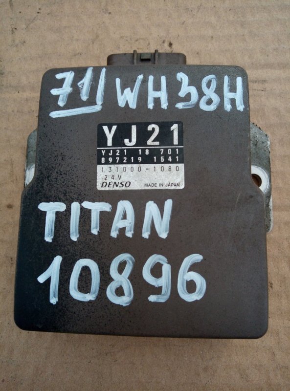 Блок управления топливным насосом Mazda Titan 2001 WH38H 4HF1 контрактная