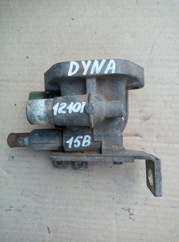 Корпус термостата Toyota Dyna 15B Б/У