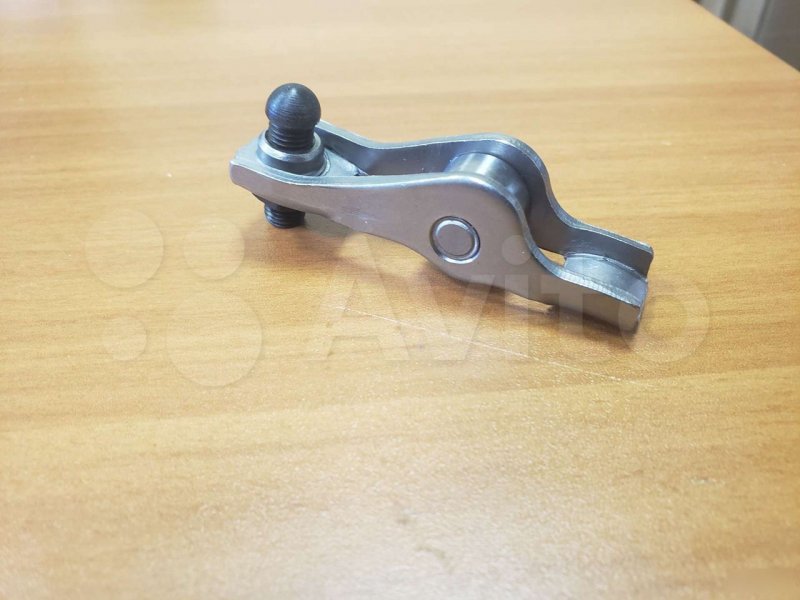 2. 4d56u рокеры. 1025a091. 4d56 коромысло клапана. Шайба коромысла 4d56.