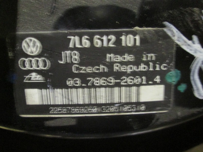 Усилитель тормозов Volkswagen Touareg 7LA AXQ