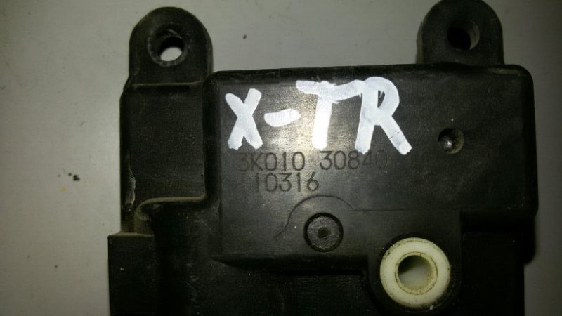 Сервопривод заслонок печки X-Trail 2012 T31 QR25DE