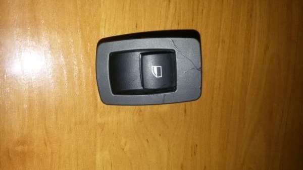 Кнопка стеклоподъемника задняя правая BMW 3-Series 2006 E90 N52B25 61316945874 Б/У