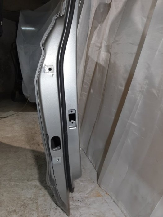 Дверь боковая задняя правая Volkswagen Tiguan AD1 CHHB