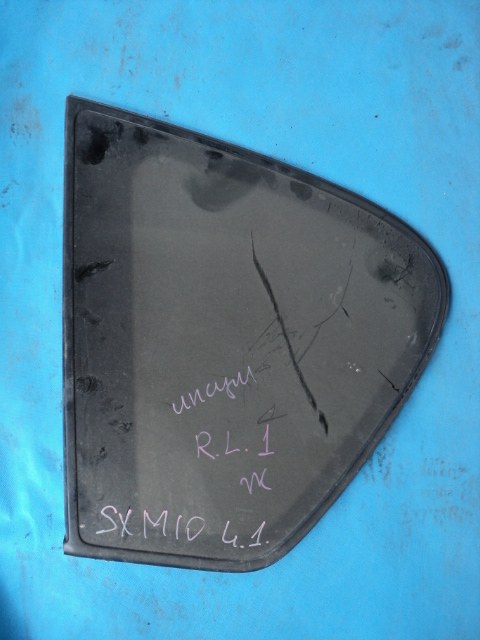 Стекло собачника переднее левое TOYOTA IPSUM SXM10 контрактная