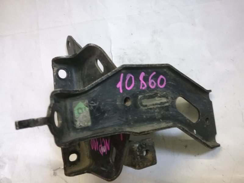 Подушка двигателя левая RACTIS NCP100 1NZ-FE