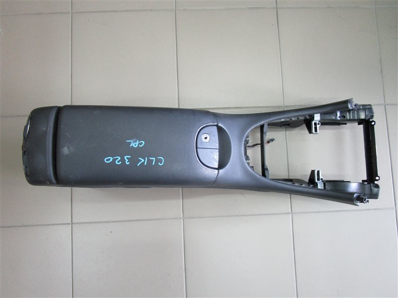 Подлокотник Mercedes-Benz CLK 2004 W209 M112E32 / 112.955 контрактная