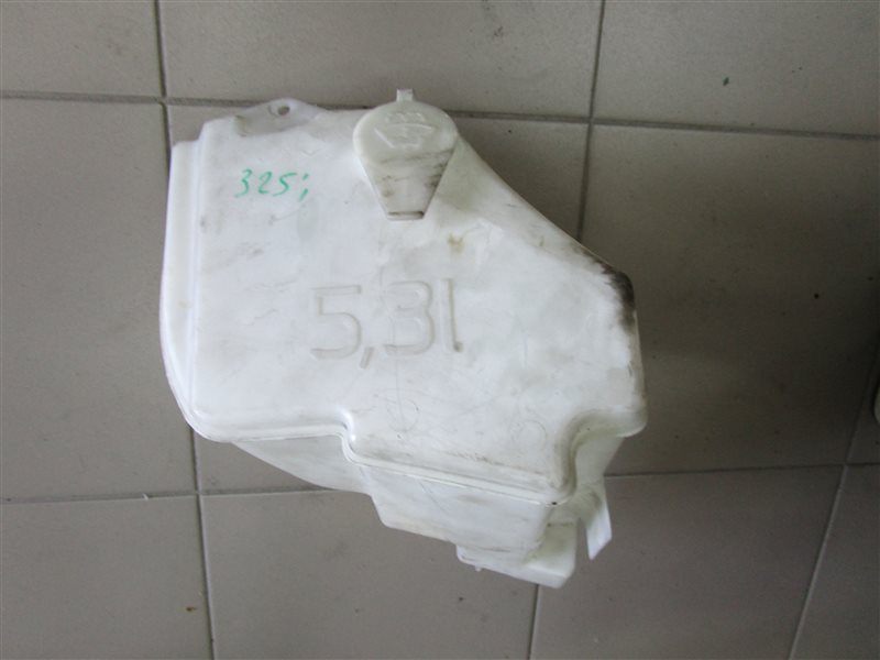 Бачок омывателя BMW 3-series E46 / E462C M54B25 / 256S5 61678362808 контрактная