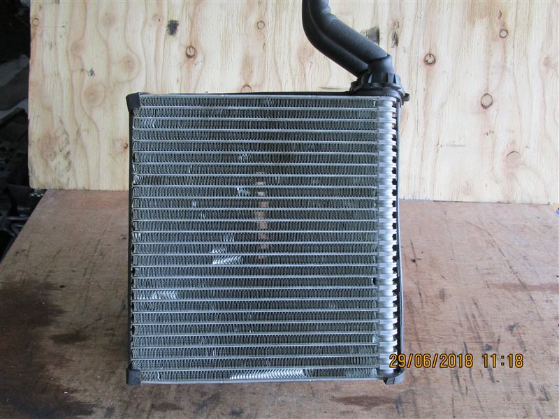 Радиатор кондиционера A4 2003 B6 8EC / 8E5 ASN