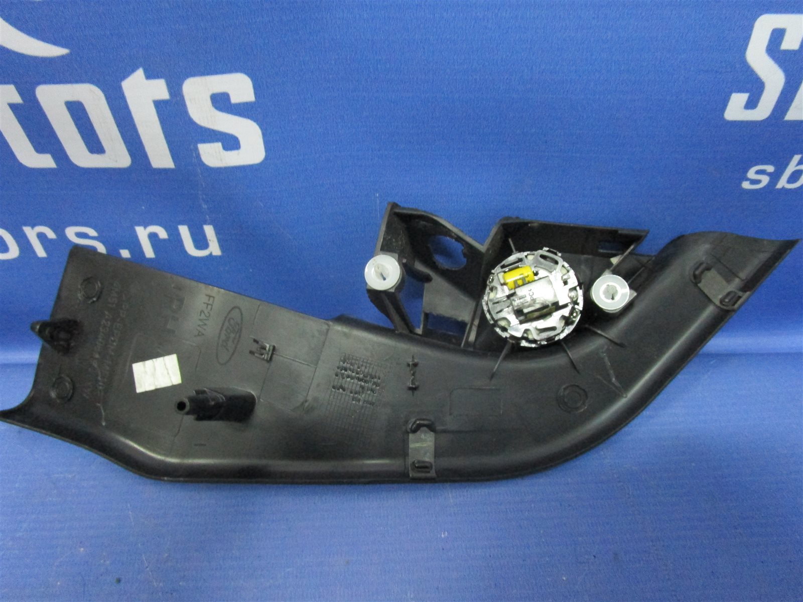 Корпус зеркала передний правый Ford Focus CB4 SHDA