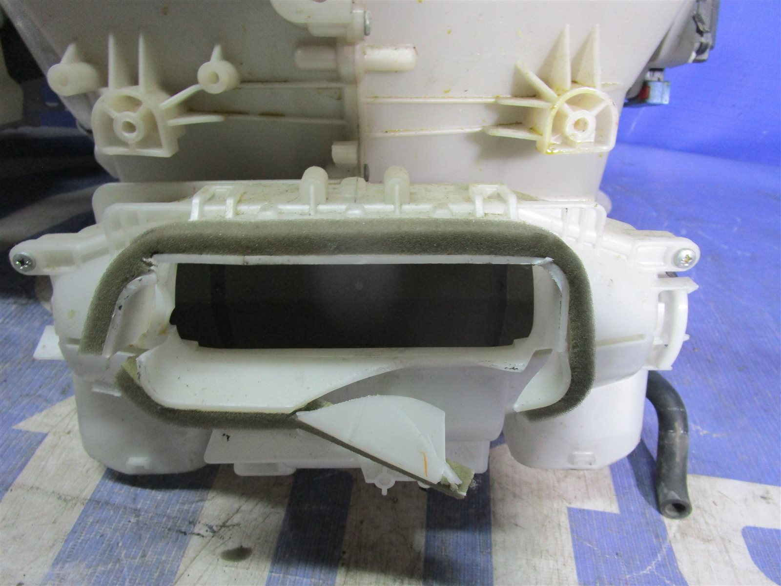 Корпус печки Camry ACV40 2AZ-FE Корпус печки Camry ACV40 2AZ-FE