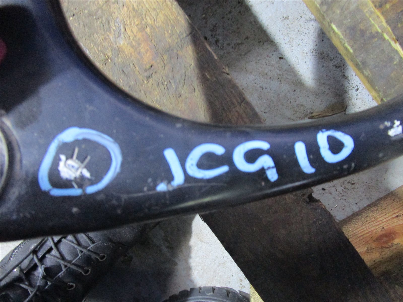 Рычаг подвески верхний передний правый Progres JCG10