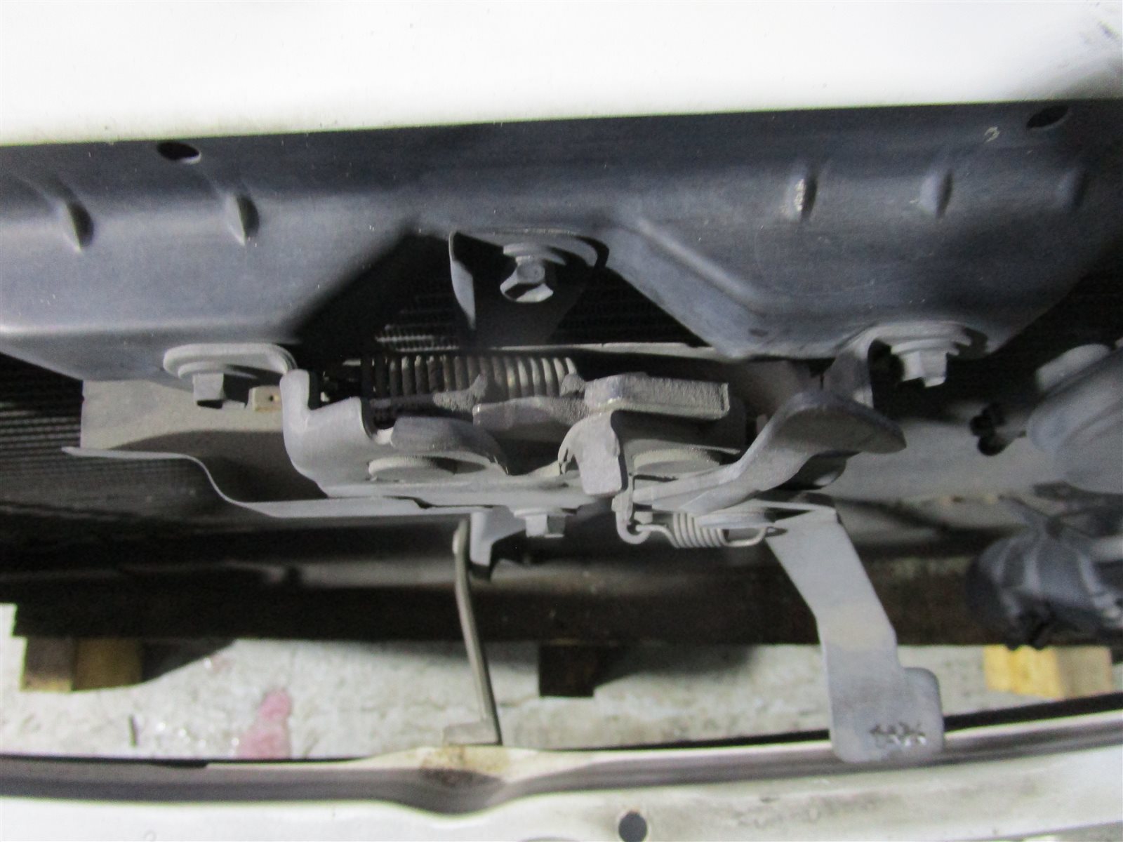 Замок капота Cresta GX100 Замок капота Cresta GX100