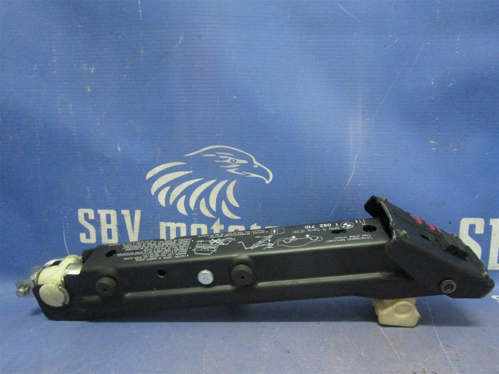 Домкрат 5-series 1999 E39 M52 228 Домкрат 5-series 1999 E39 M52 228